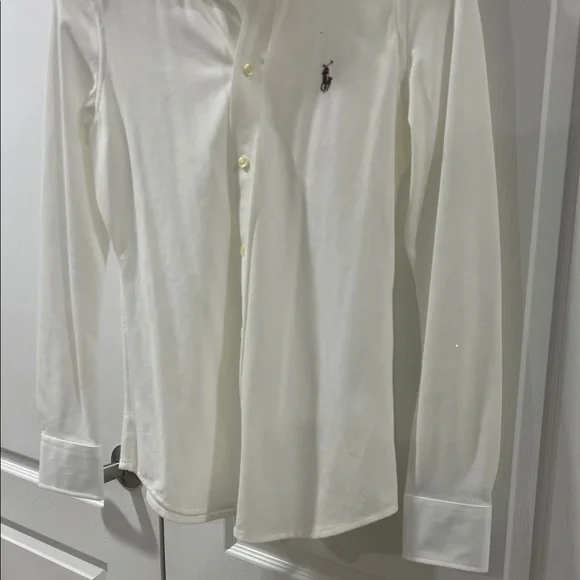 Ralph Lauren women’s classic button down - Picture 9 of 9